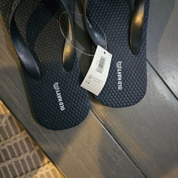 Old Navy Boys Milk Black Slip On Ankle Strap Flip Flop Flat Sandal Size 2/3 - Picture 8 of 13